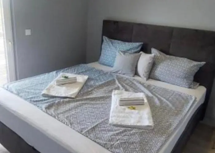 Well Bee Oase Apartman *